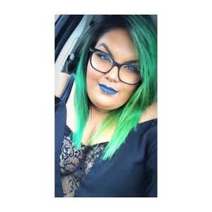 Meet your Posher, Paige